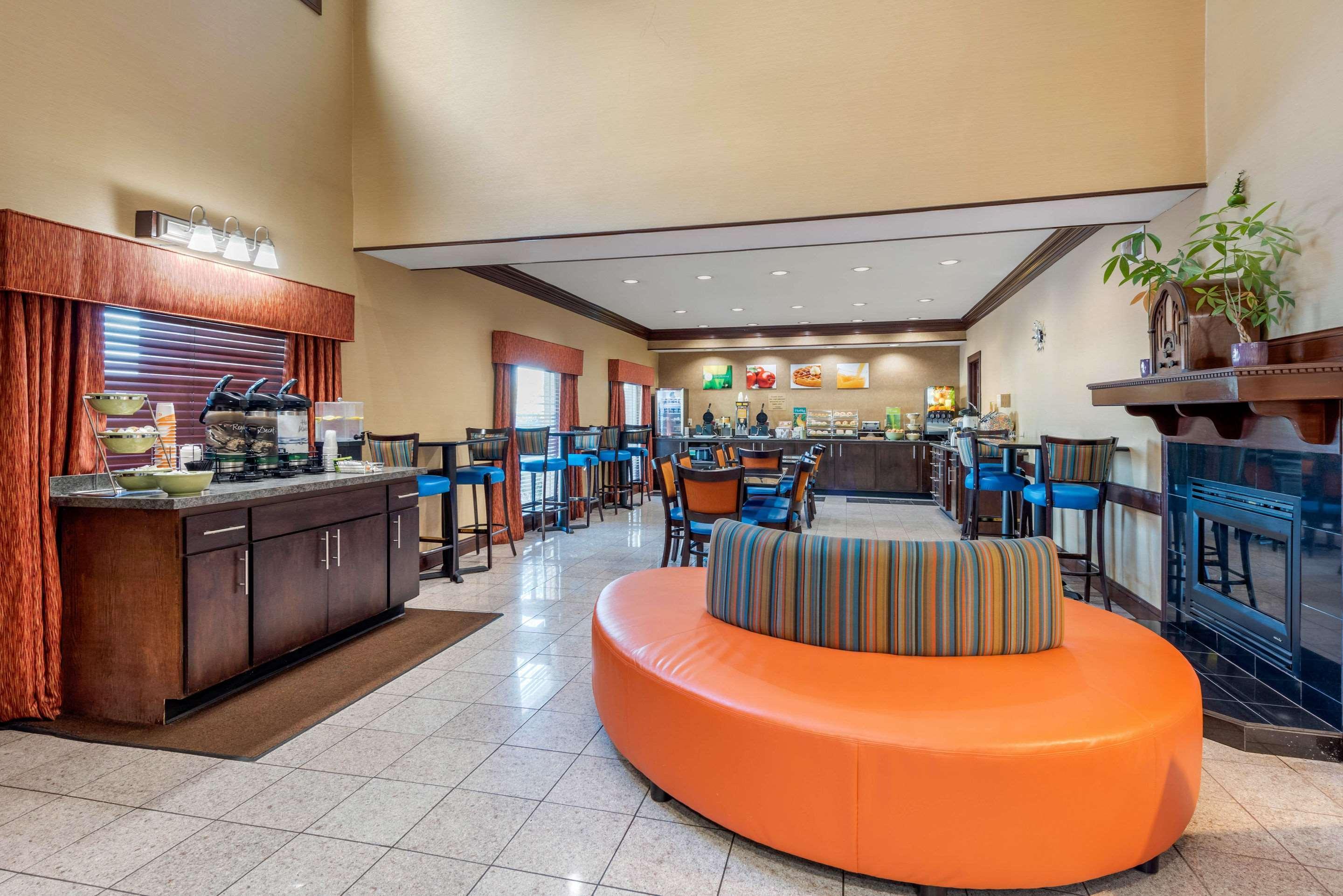 Hotel Comfort &