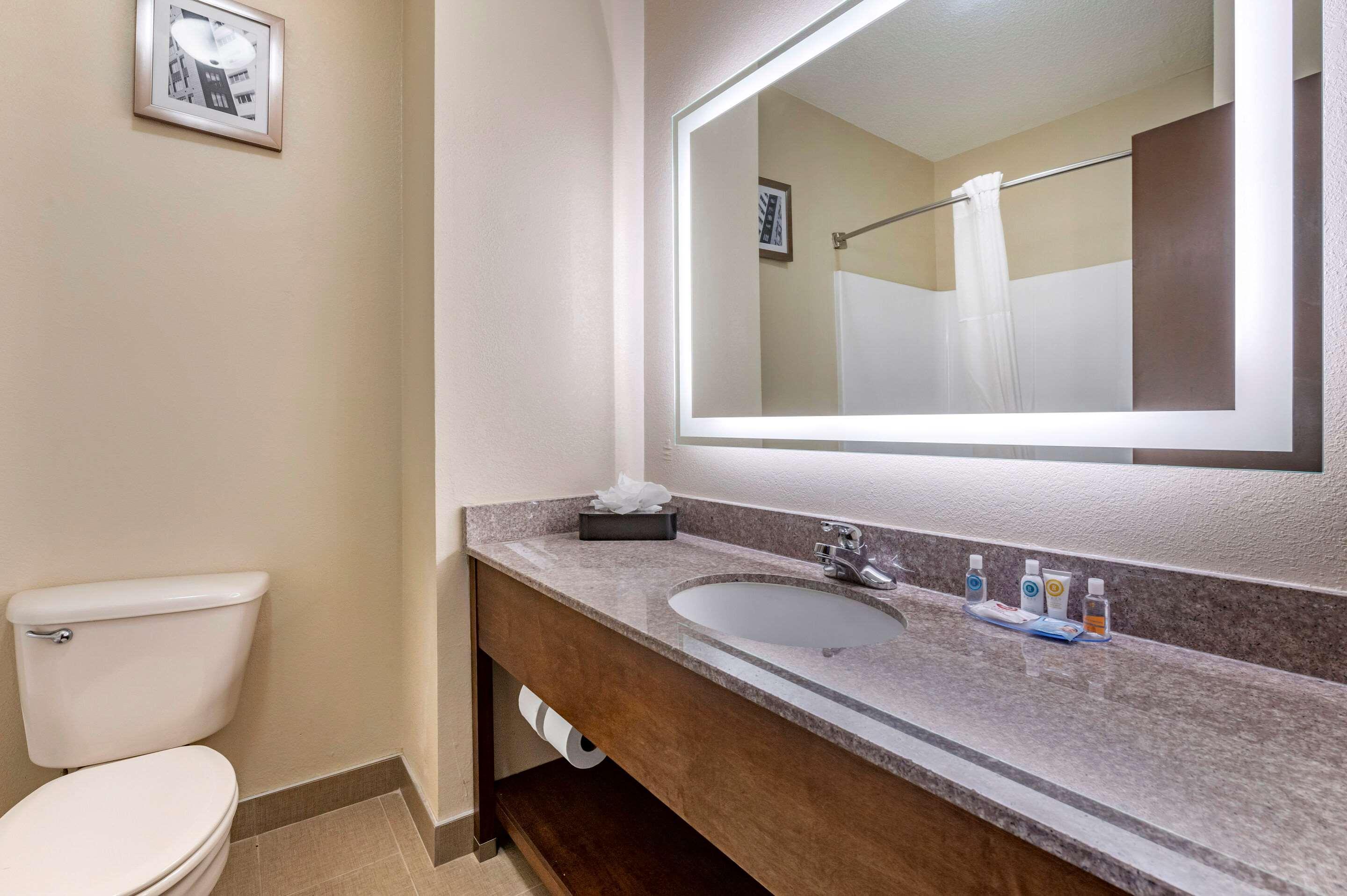 Hotel Comfort &